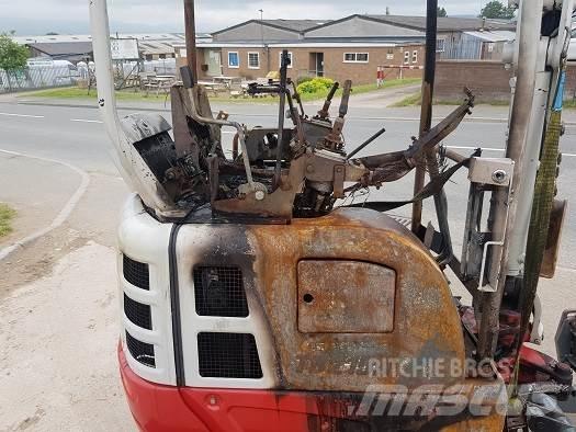 Takeuchi TB215R Entreprenør - Andet