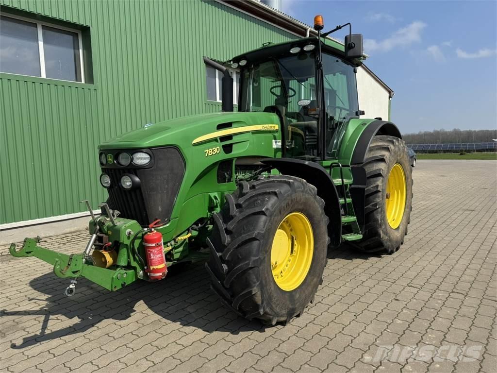 John Deere 7830 Traktorer