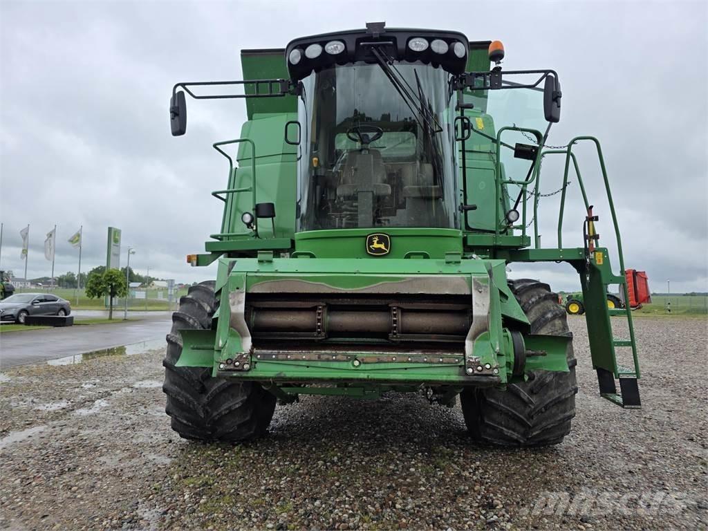 John Deere T670 Mejetærskere