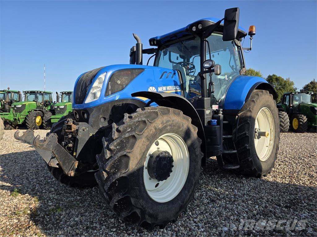 New Holland T7.215S Traktorer
