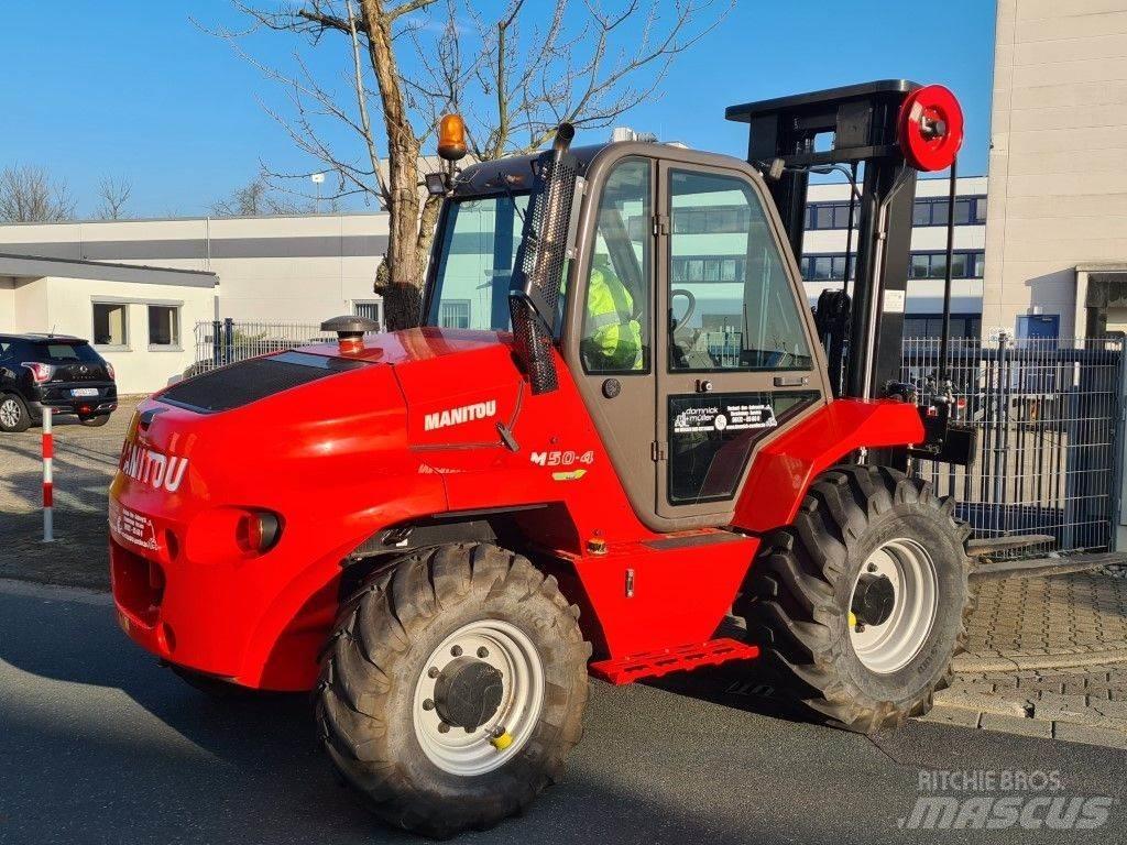 Manitou M50.4 Terrængående gaffeltruck