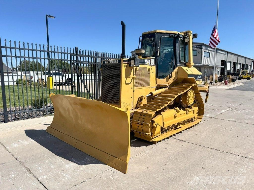 CAT D5M XL Bulldozer på larvebånd