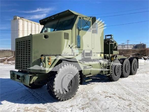 Oshkosh M1070 Entreprenør - Andet
