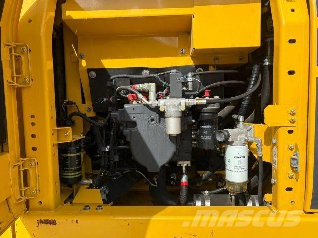 Komatsu PC 210 LC-11 Gravemaskiner på larvebånd