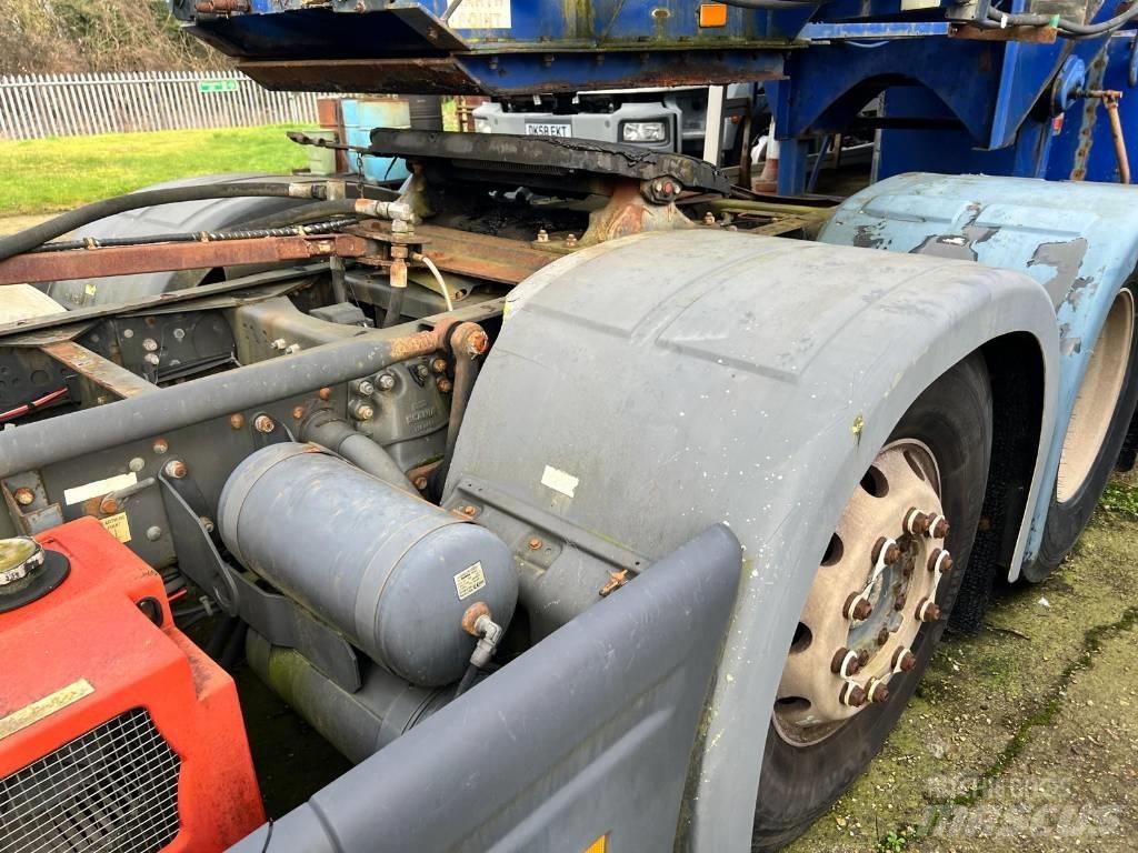 Scania R 124 L 420 Trækkere