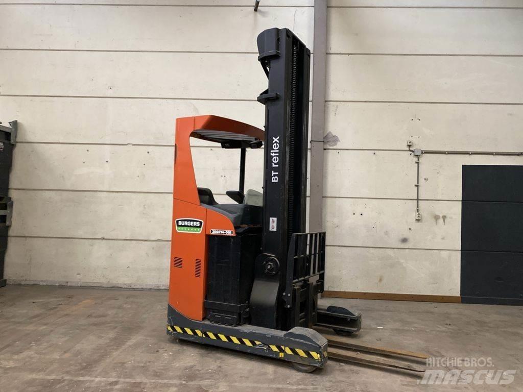 BT RRE140 Reachtruck