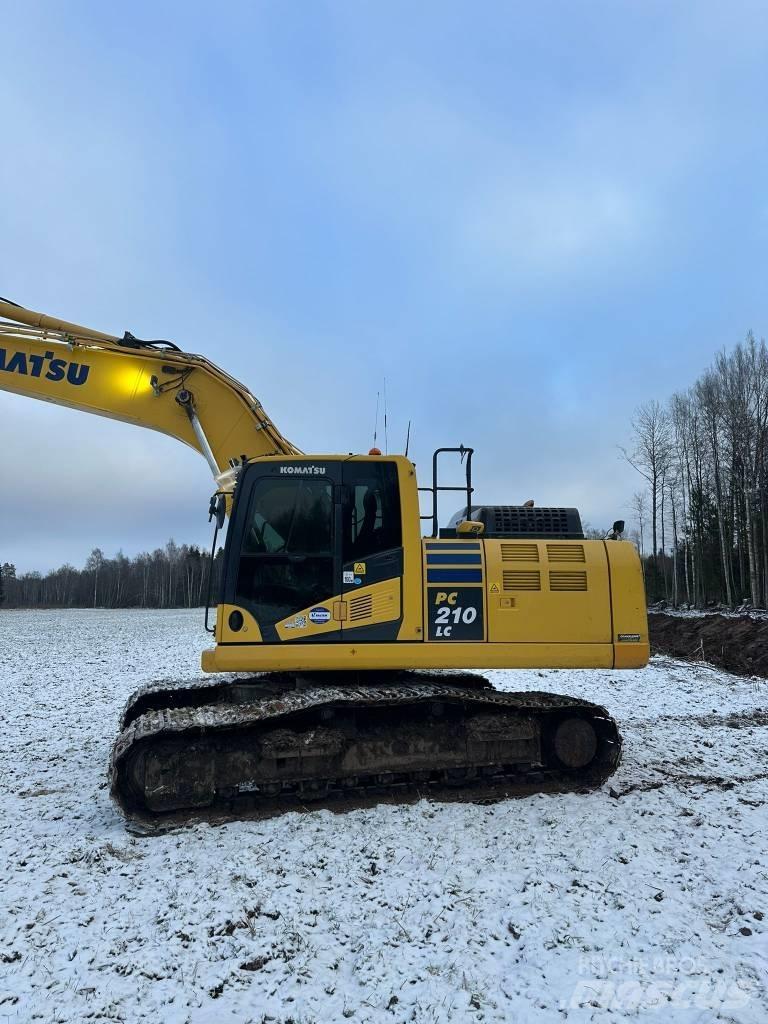 Komatsu PC210LC-11 Gravemaskiner på larvebånd