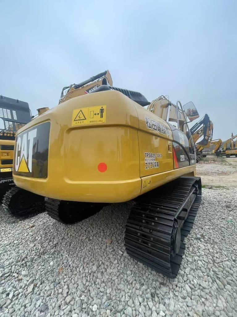 CAT 329D2L Gravemaskiner på larvebånd