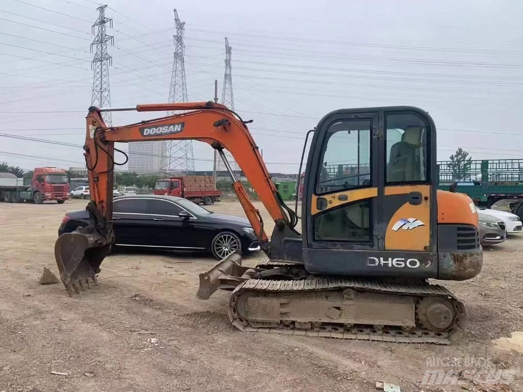 Doosan DH 60 Minigravemaskiner