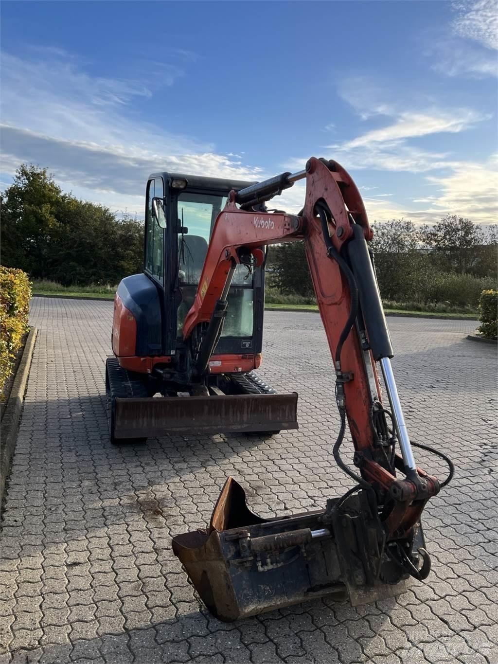 Kubota U27-4 GL HI Minigravemaskiner