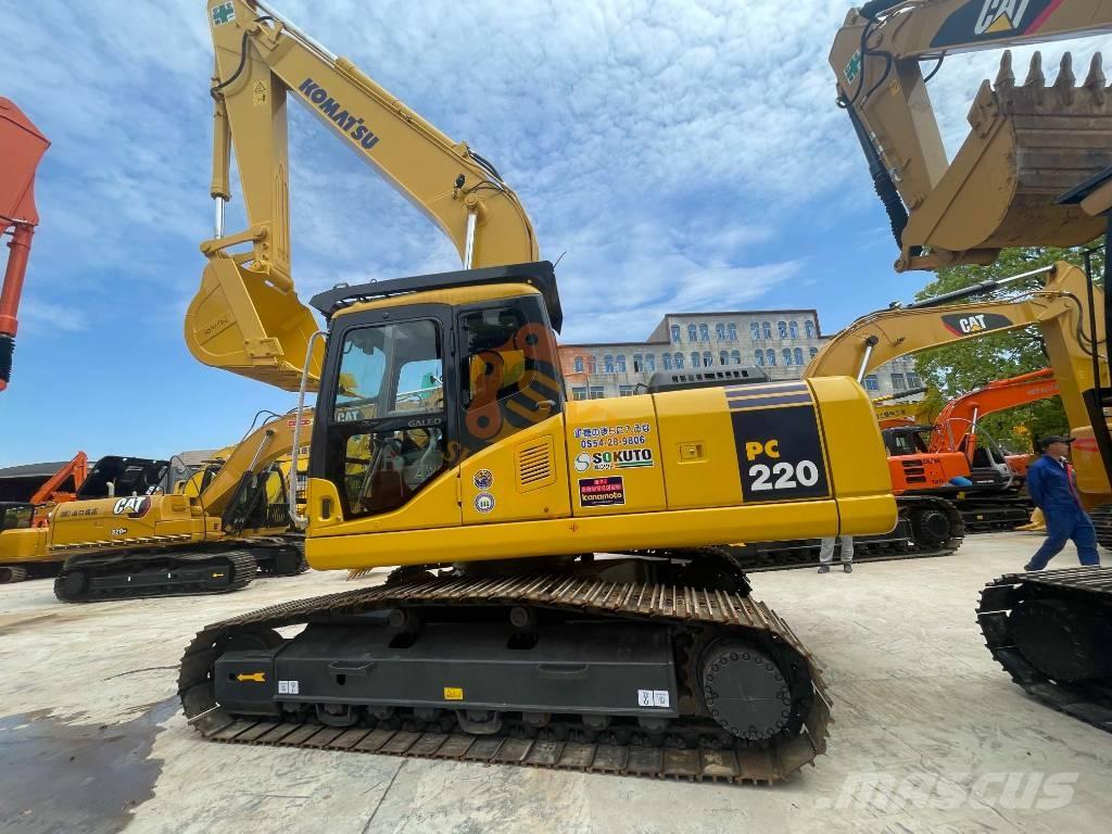 Komatsu PC 220-7 Gravemaskiner på larvebånd
