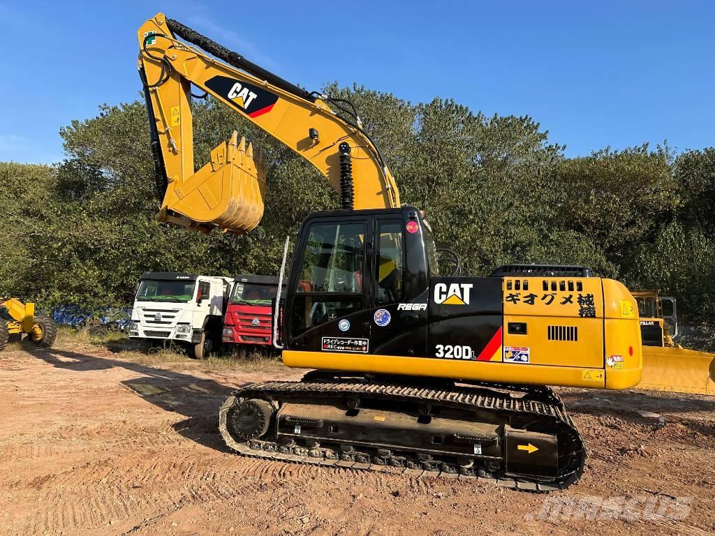 CAT 320 D L Gravemaskiner på larvebånd