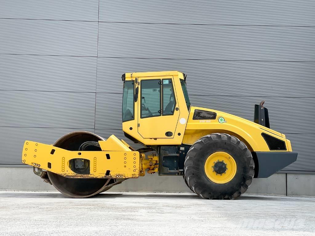 Bomag BW 216 DH-4i Enkelt tromle