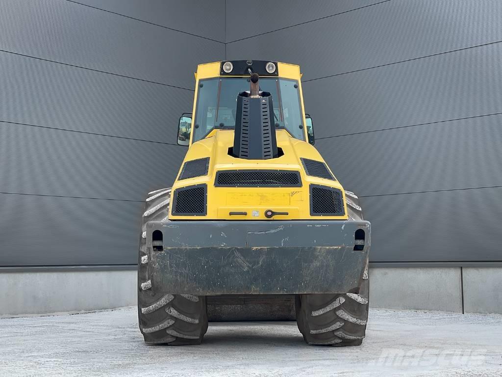 Bomag BW 216 DH-4i Enkelt tromle