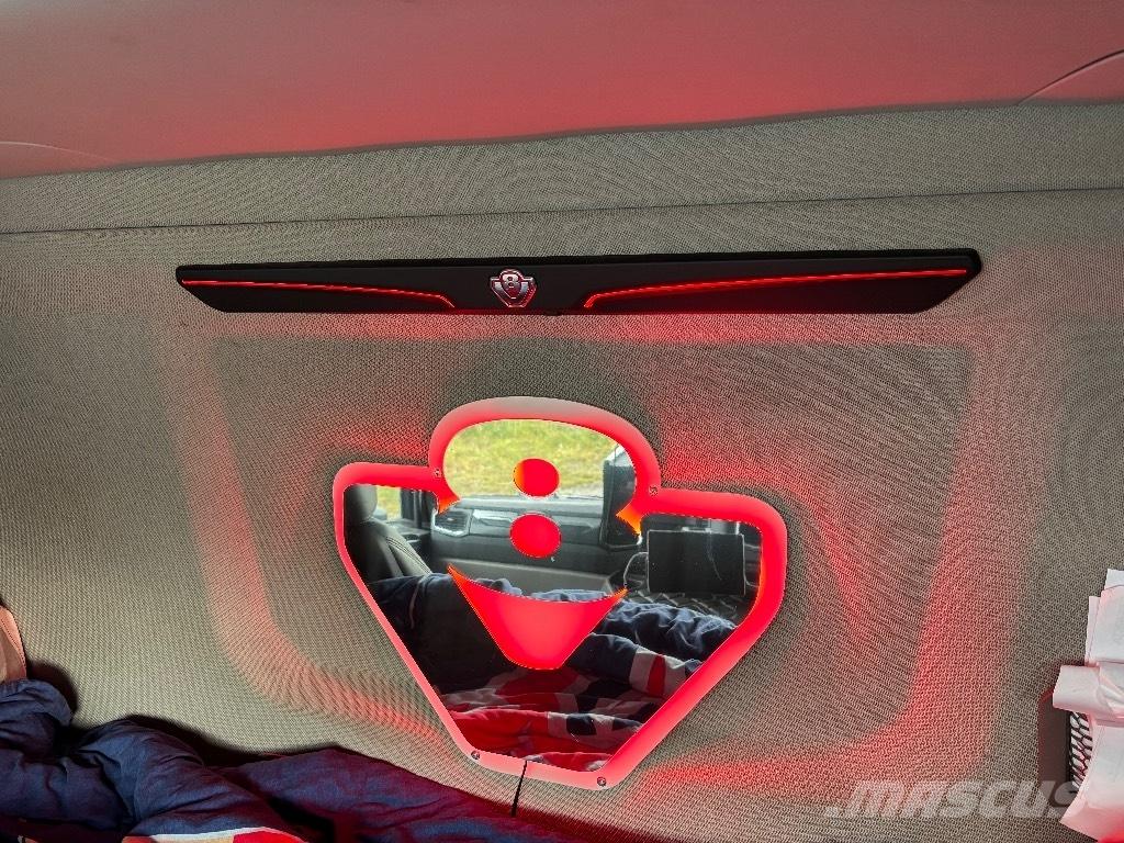 Scania R650B6X4NB Tømmertransport