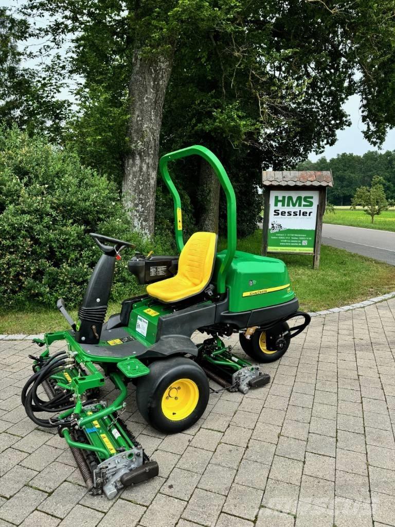 John Deere 2500 B Green plæneklippere