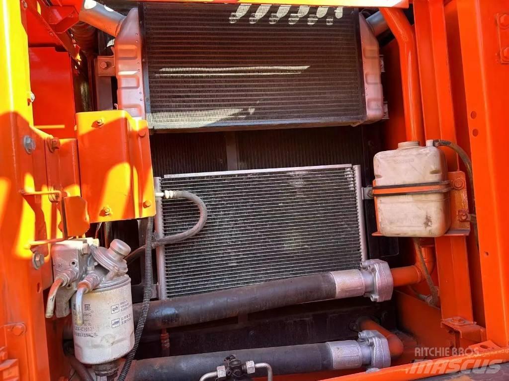 Doosan DX 225 LC Minigravemaskiner