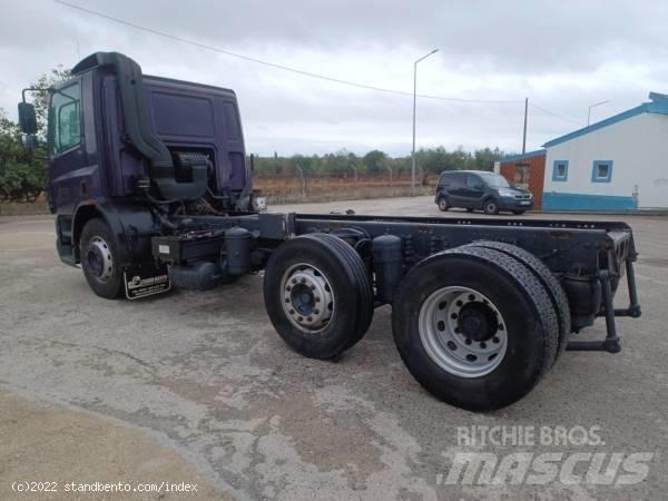 DAF CF 75.250 Lastbil med lad/Flatbed