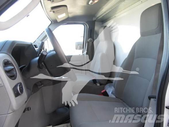 Ford E450 Entreprenør - Andet