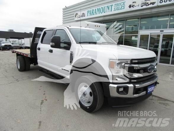 Ford F550 Lastbil med lad/Flatbed