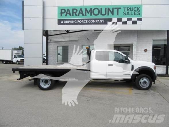 Ford F550 Lastbil med lad/Flatbed