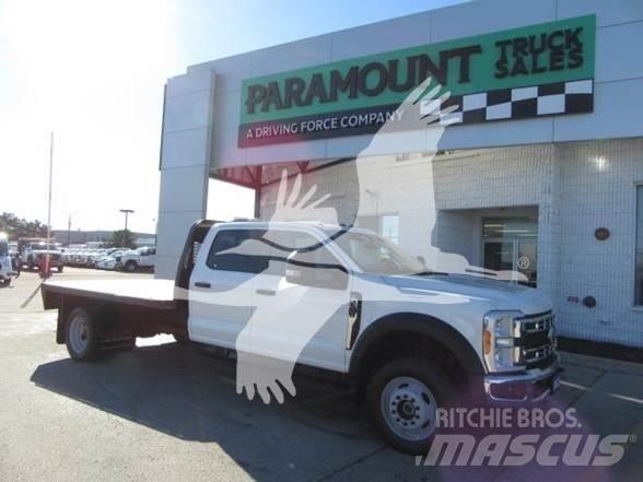 Ford F550 Lastbil med lad/Flatbed