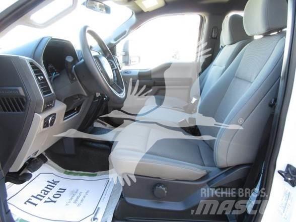 Ford F550 Lastbiler med tip