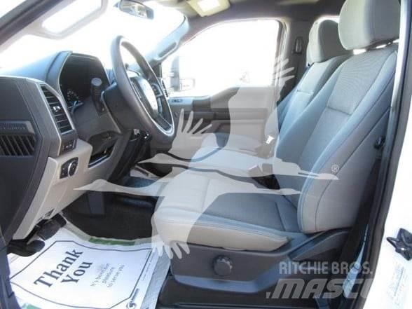Ford F550 Lastbiler med tip