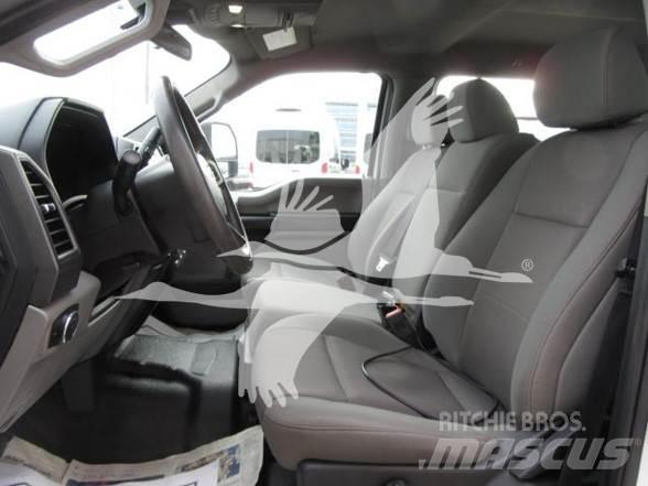Ford F550 Lastbiler med tip