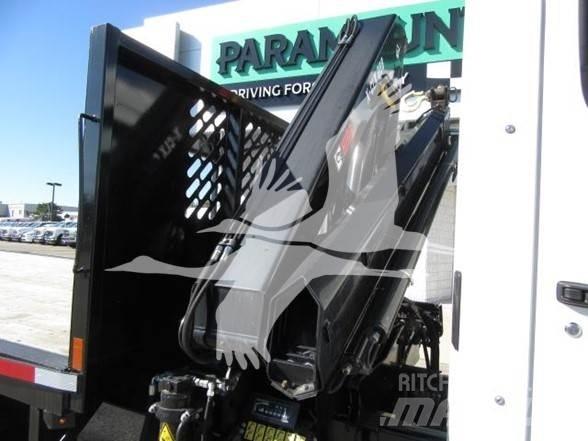 Hino L7 Lastbil med lad/Flatbed