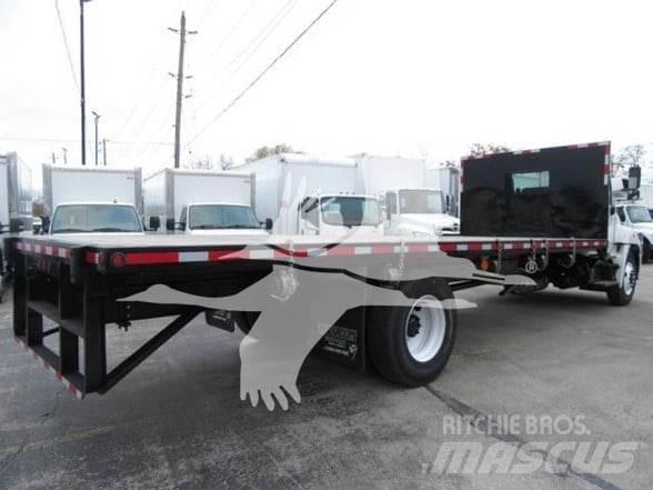 Hino L7 Lastbil med lad/Flatbed