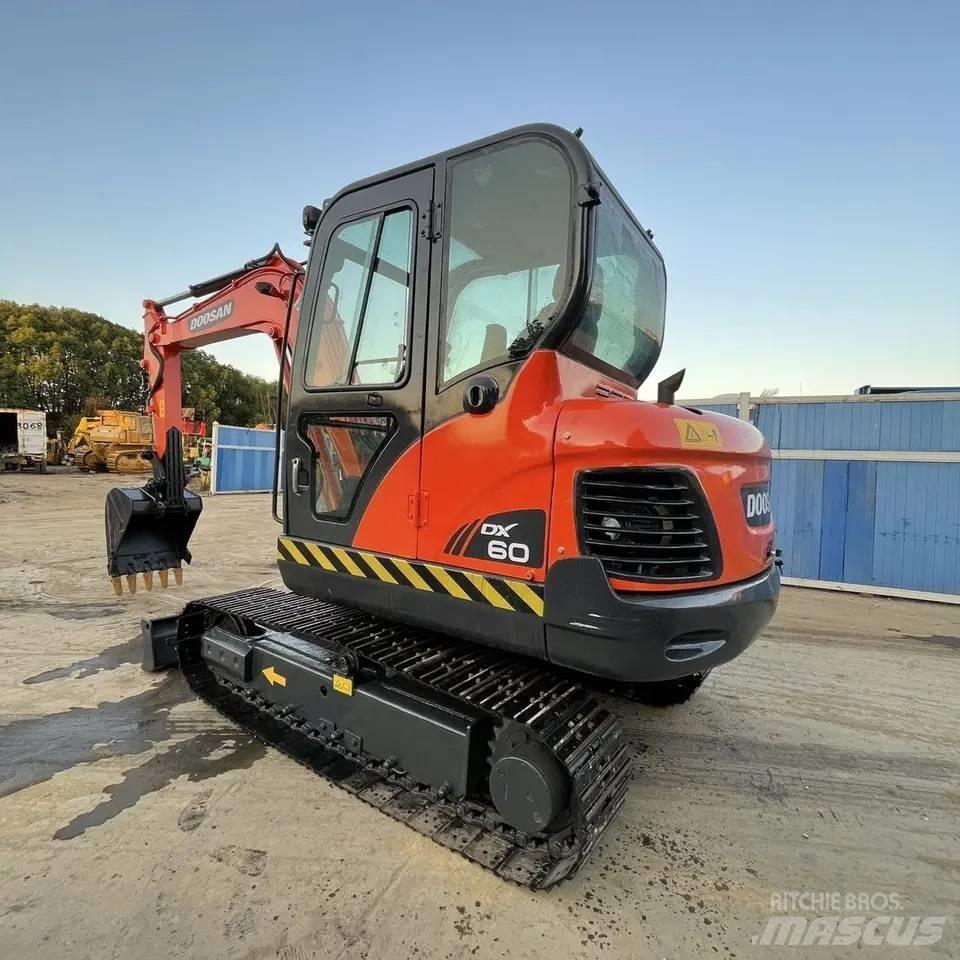 Doosan DX 60 Minigravemaskiner