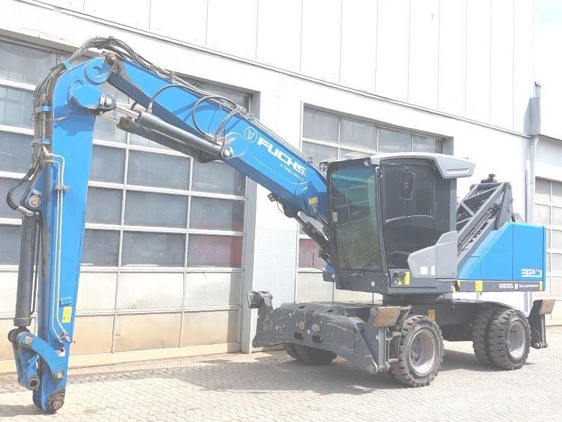 Fuchs MHL 320 F Materialehåndteringsmaskiner