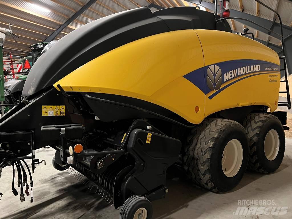 New Holland BB 890 Pressere til firkantede baller
