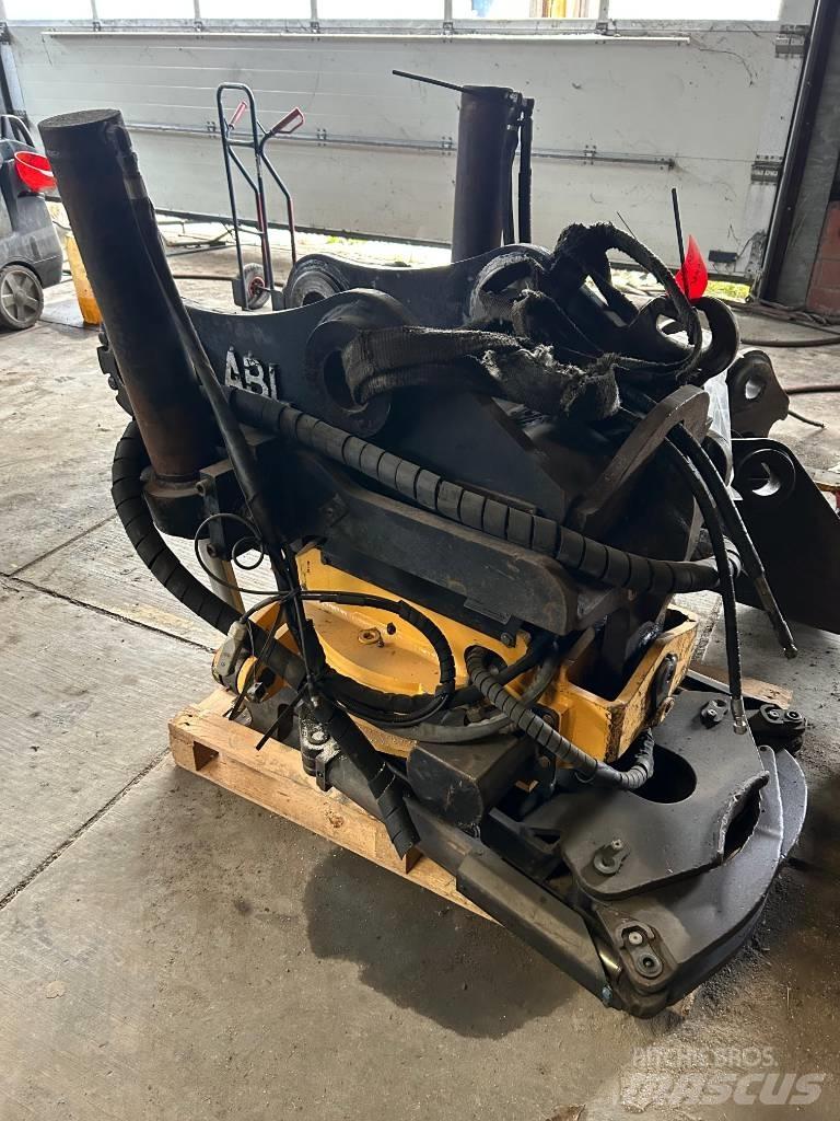 Engcon Tiltrotator Rotatorer