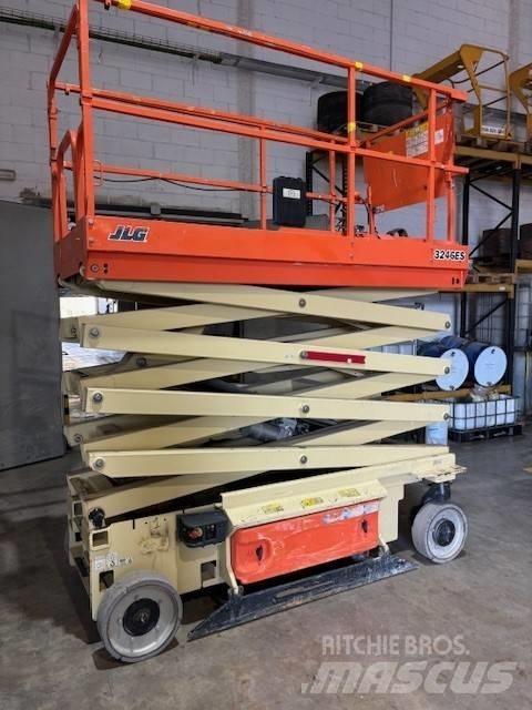 JLG ES3246 Saxlifte