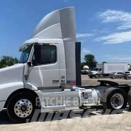 Volvo VNL 64T200 Trækkere