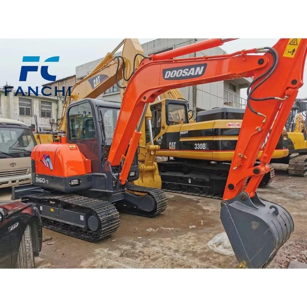 Doosan DH 60-7 Gravemaskiner på larvebånd