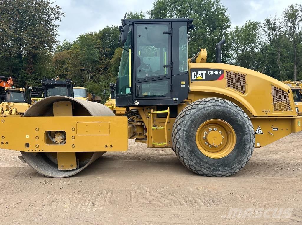 CAT CS 66 B Enkelt tromle
