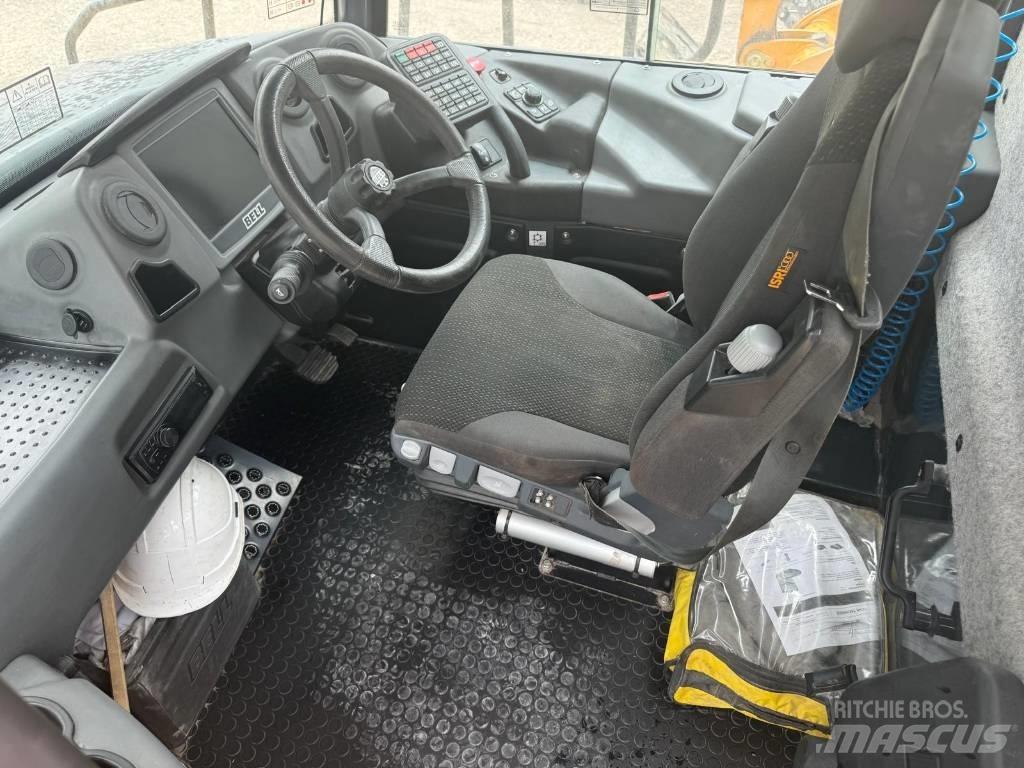 Bell B 30 E Terrængående lastbiler