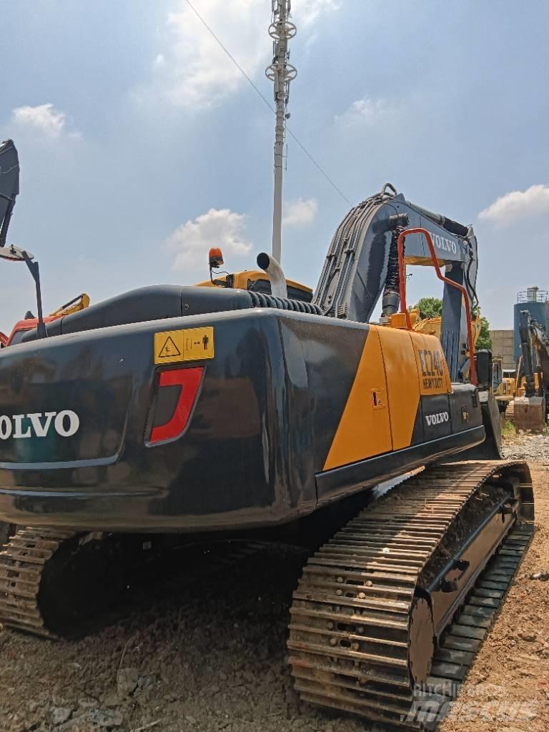 Volvo EC 240 Gravemaskiner på larvebånd