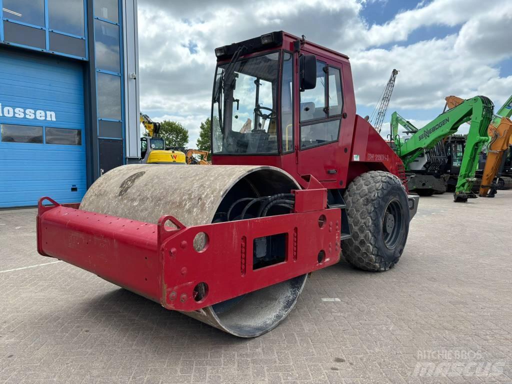 Bomag BW 213 D H-3 Enkelt tromle