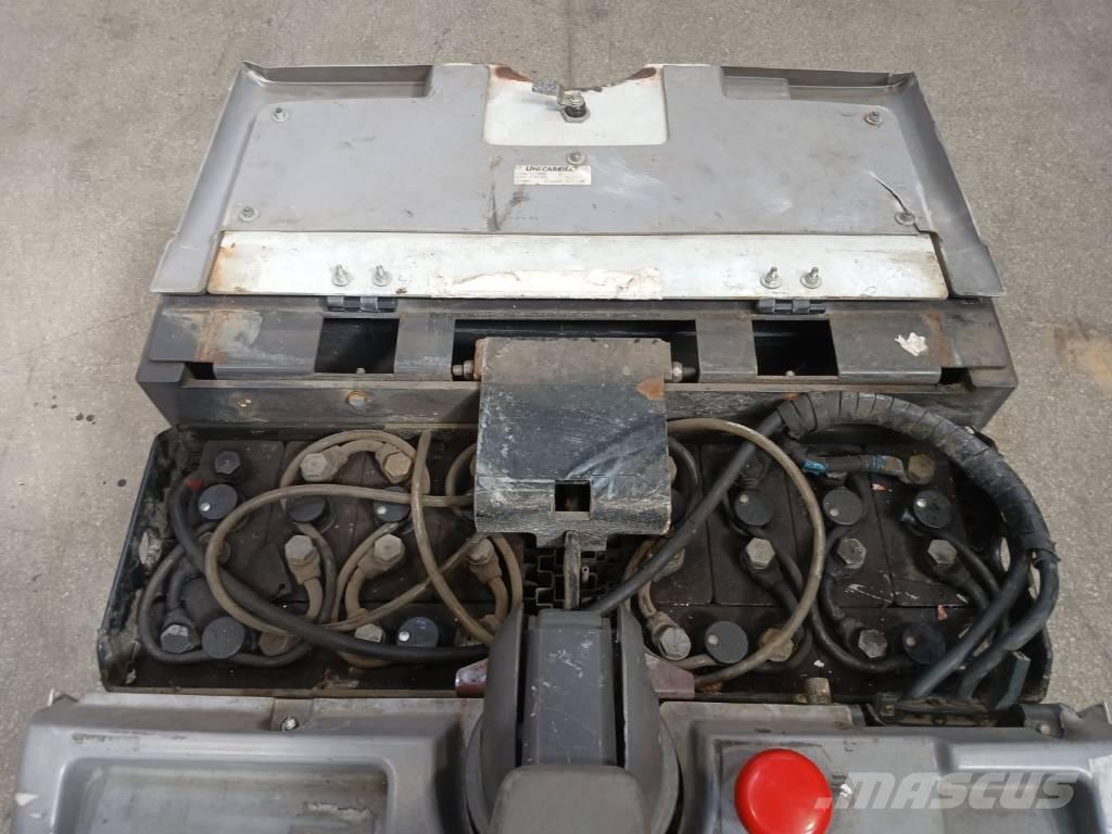 UniCarriers PLP 200 El-palleløftere med platform