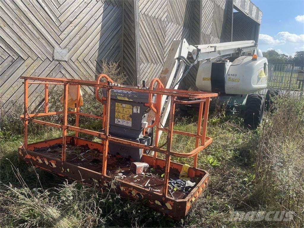 JLG 600AJ Bomlifte med knækarm