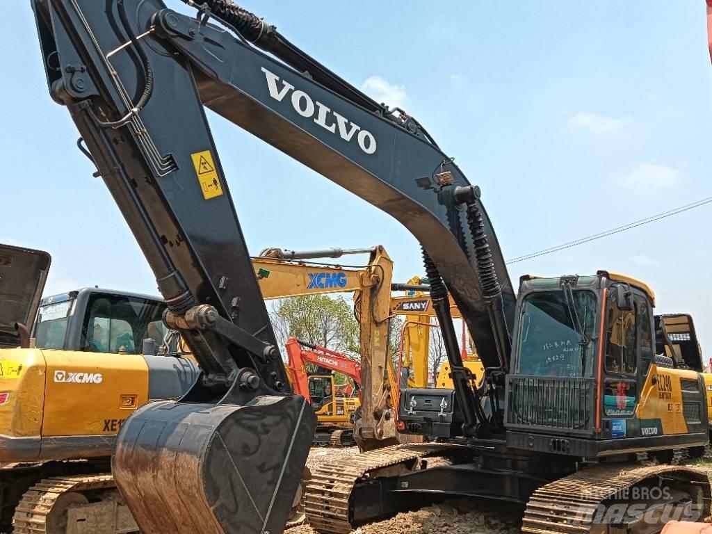 Volvo EC 240 Gravemaskiner på larvebånd