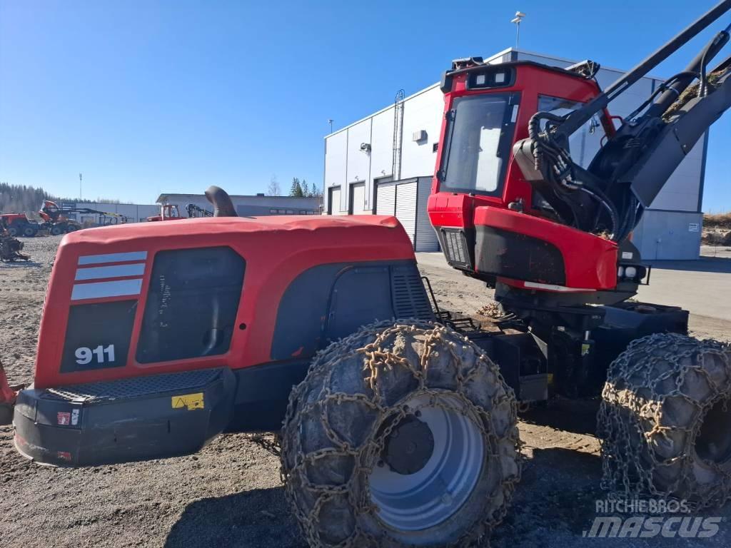 Komatsu 911 Skovningsmaskiner