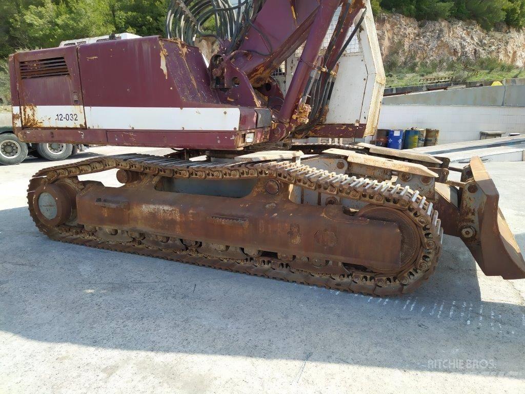Liebherr 932T Gravemaskiner på larvebånd