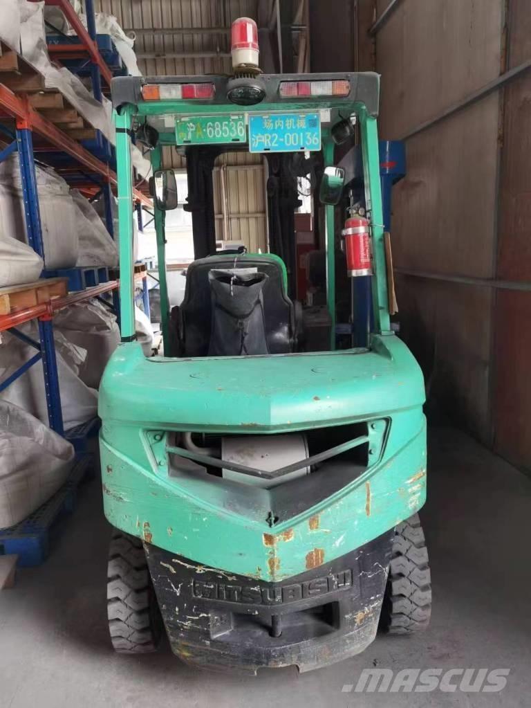 Mitsubishi FD 25 Diesel gaffeltrucks