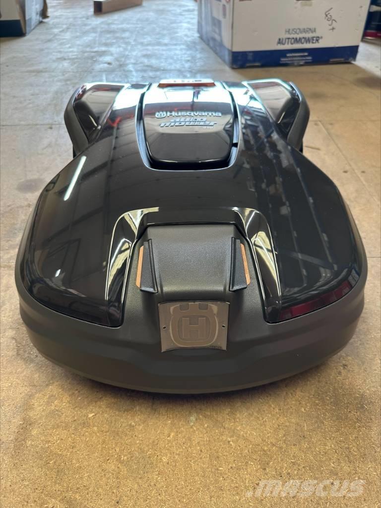 Husqvarna AM310 Robotplæneklippere