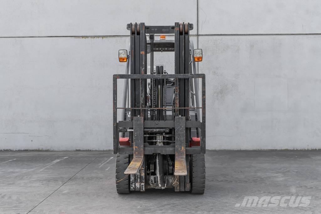 Manitou MI 25 D Diesel gaffeltrucks